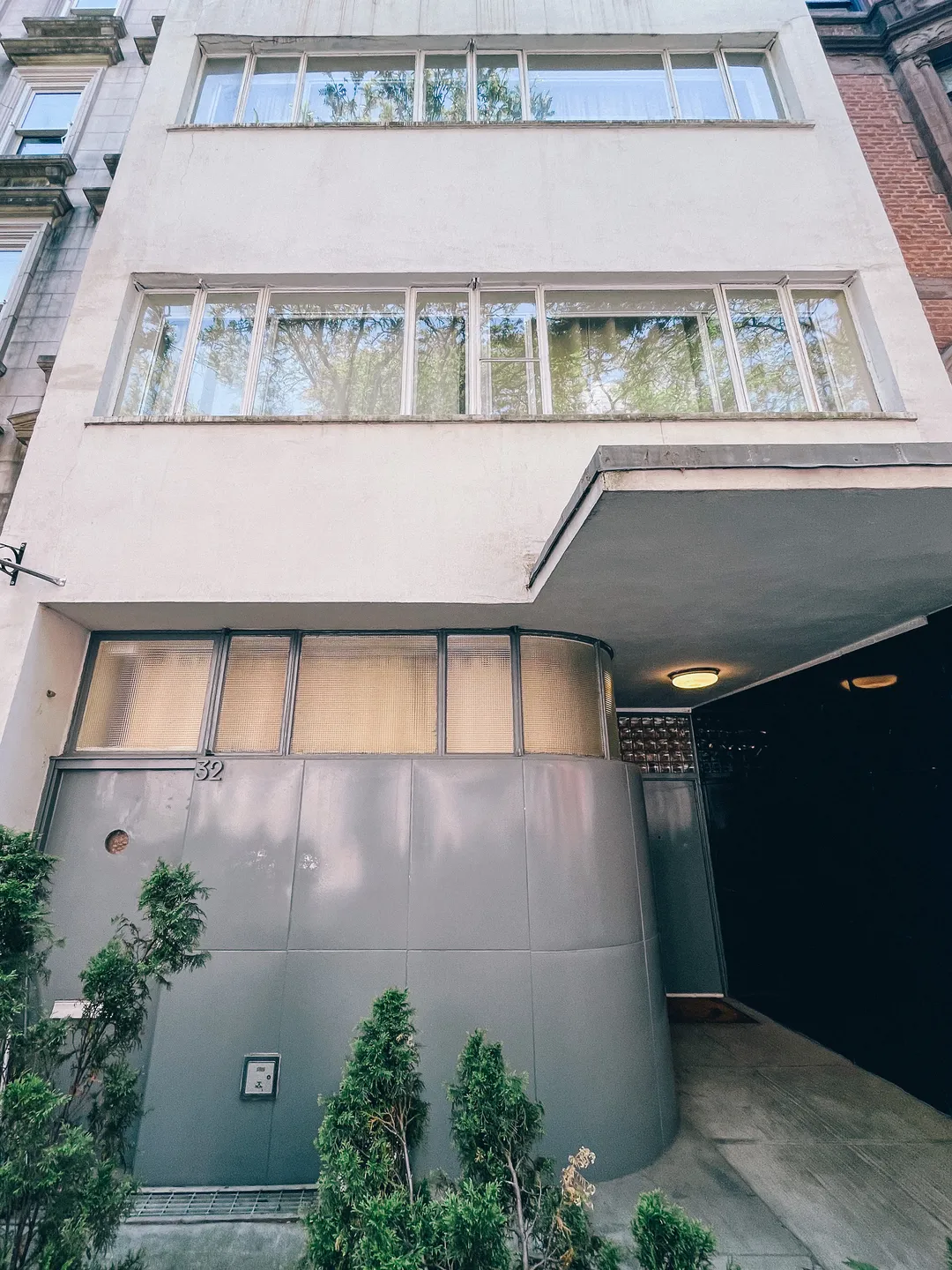 Upper East Side Brutalist Architecture Tour, photograph 14