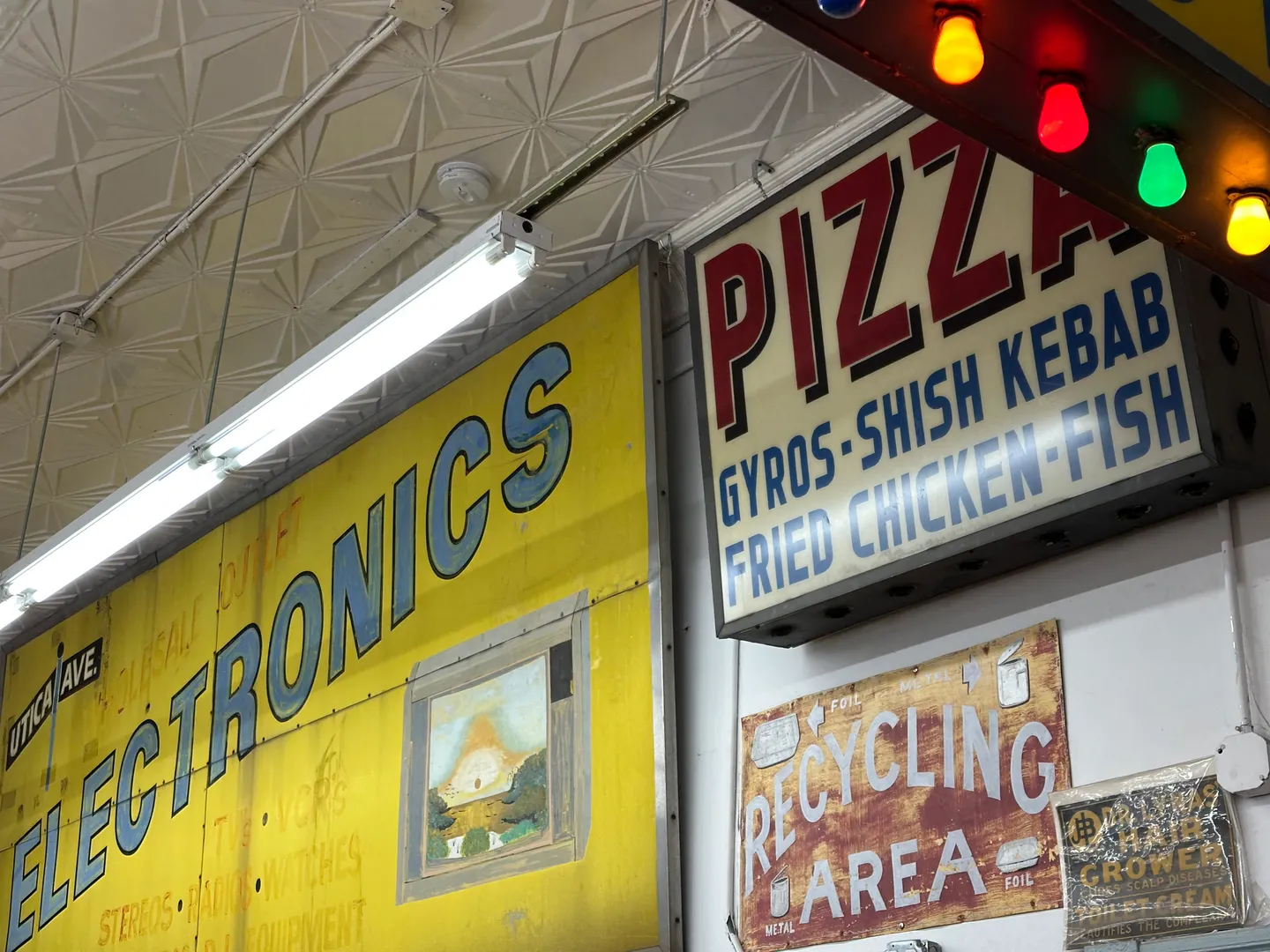 New York Sign Museum, photograph 2