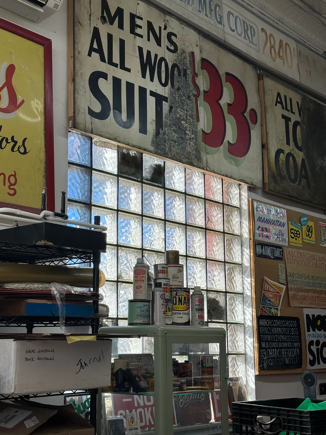 New York Sign Museum, photograph 7
